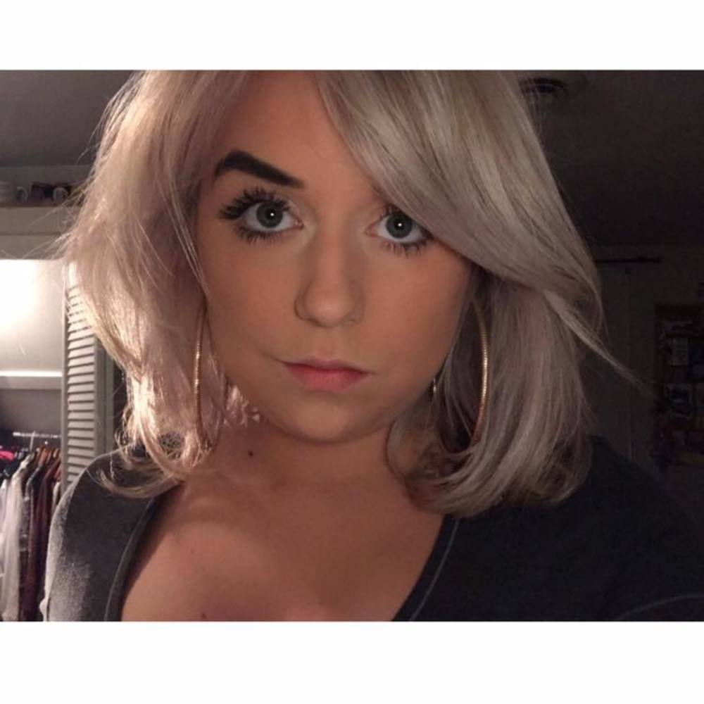 Meet your Posher, Isabelle